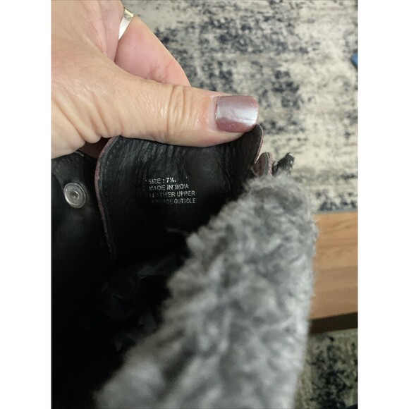 Very Volatile Women’s Size 7.5 Burgundy Leather Fur Hiking Boots. LSH183 - Picture 7 of 7